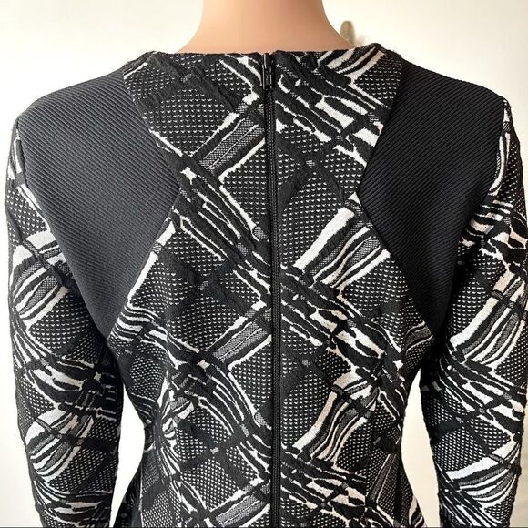 Cato Black Print Textured Knit Midi Dress Size 10 - Picture 8 of 11